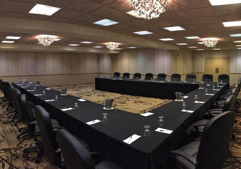 Abbey Resort And Avani Spa