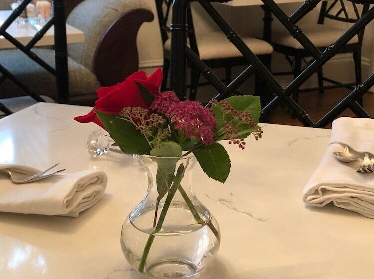 The Aerie Bed And Breakfast