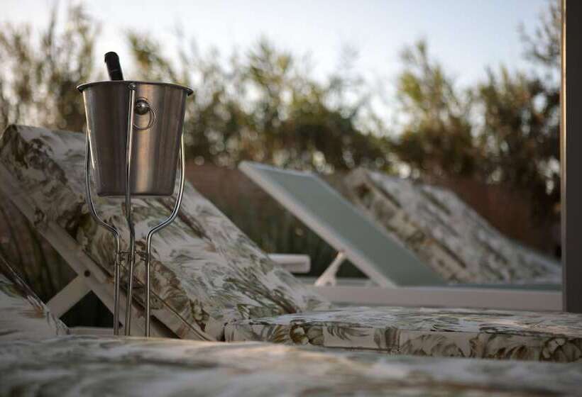 Archetypo Villas And Suites