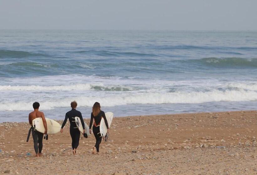 Azul Guest House Taghazout Bay   Hostel