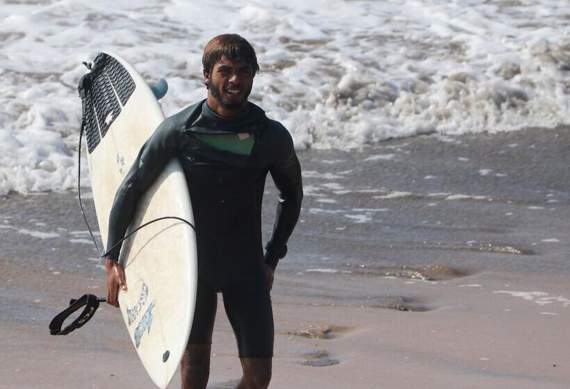 Azul Guest House Taghazout Bay   Hostel