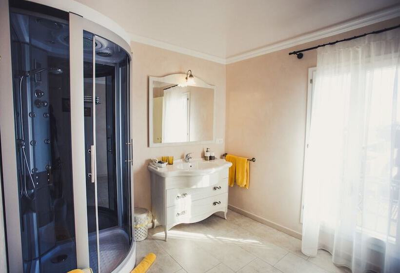 تختخواب و صبحانه Boutique Hotel Casa Faccioli