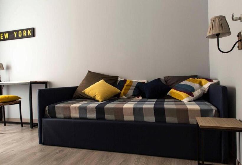 تختخواب و صبحانه La Casa Di Titti