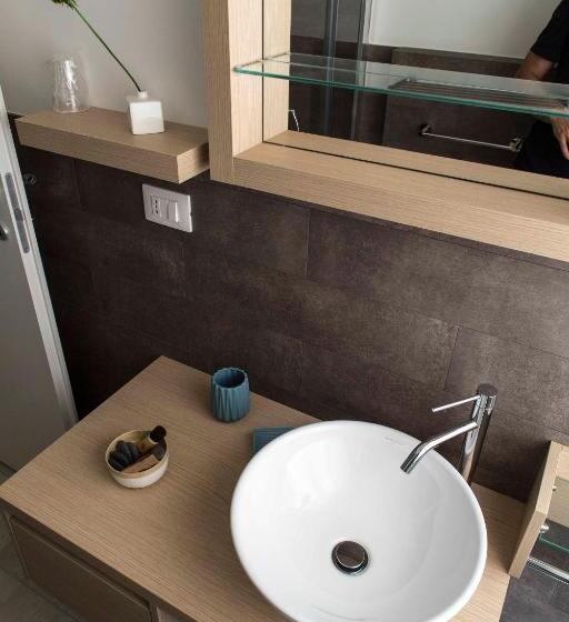 تختخواب و صبحانه La Casa Di Titti