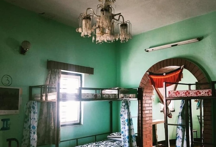 Bed and Breakfast The Nepali Hive