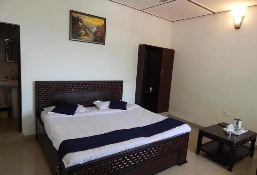 Ceyone Classic Fall Resort