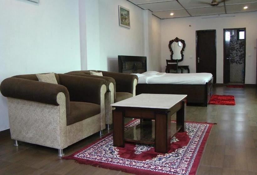 Ceyone Classic Fall Resort