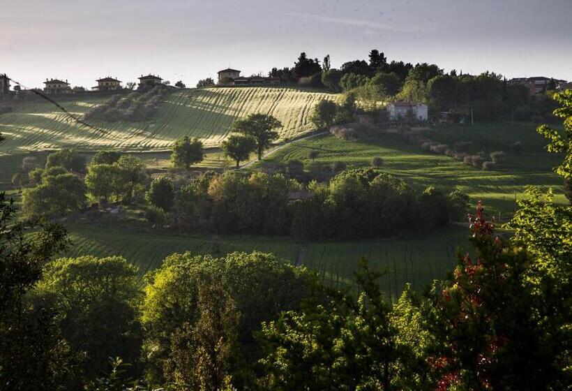 Grande Villa Storica Per Vacanze Con Giardino Privato E Piscina
