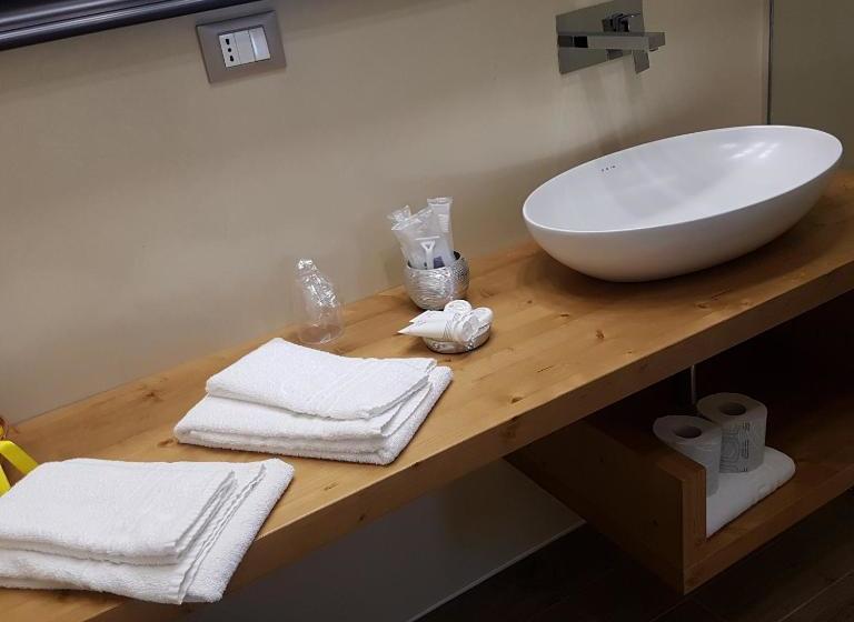 客栈 Grand Hotel Del Lago