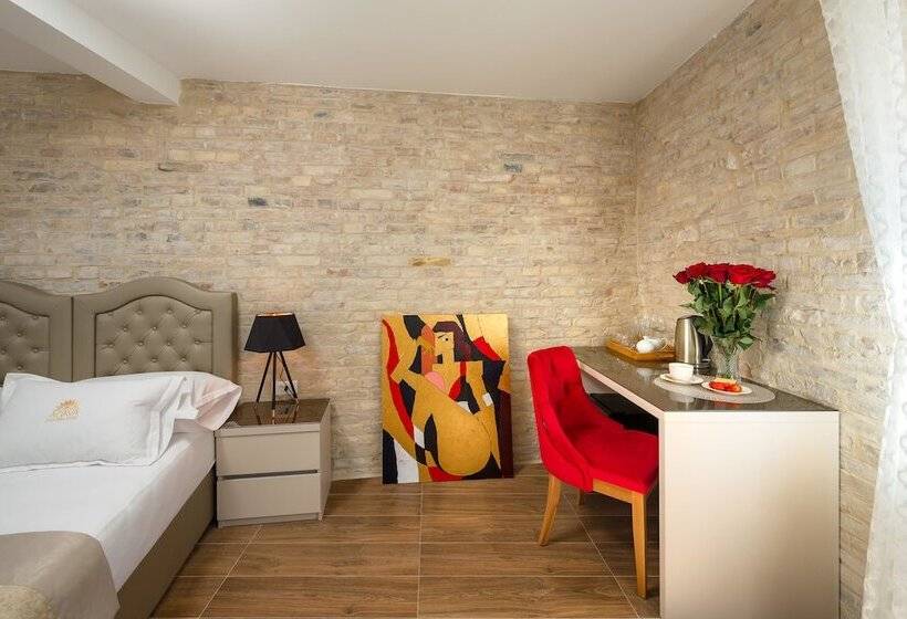 호텔 Agava Lux Rooms&pool