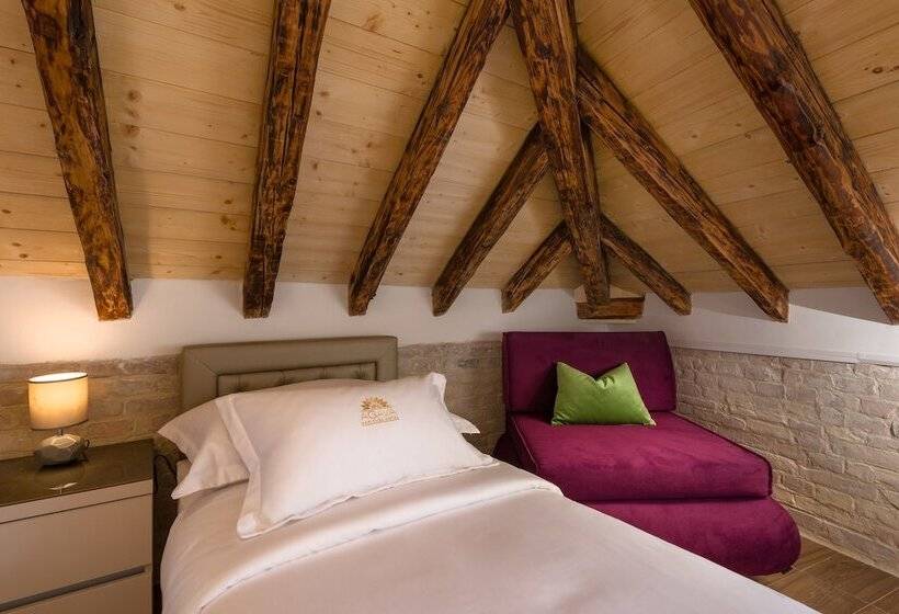 호텔 Agava Lux Rooms&pool