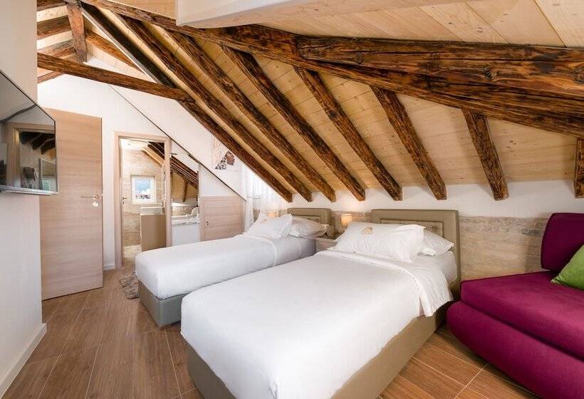 호텔 Agava Lux Rooms&pool