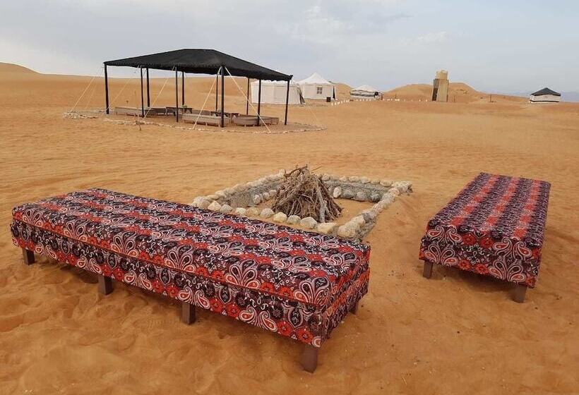 هتل Al Sarmadi Desert Night Camp