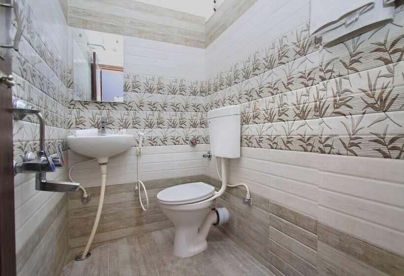 בית מלון כפרי B S International