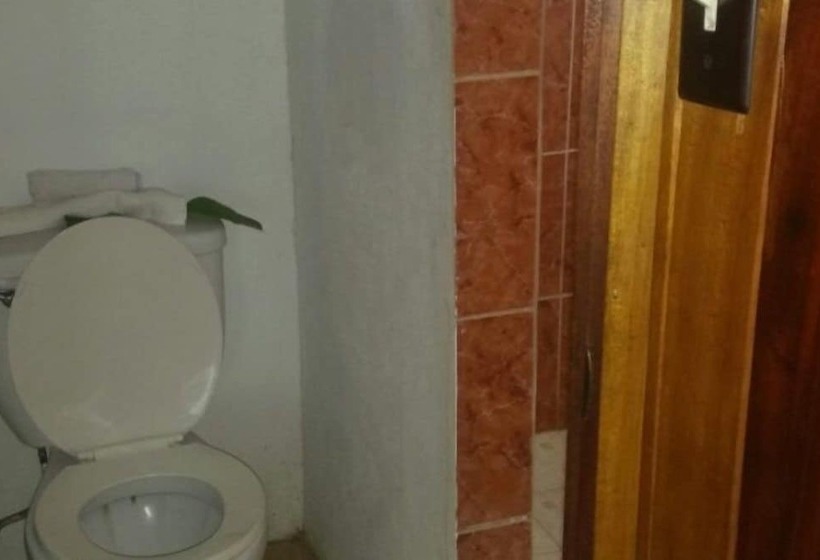 בית מלון כפרי Benque