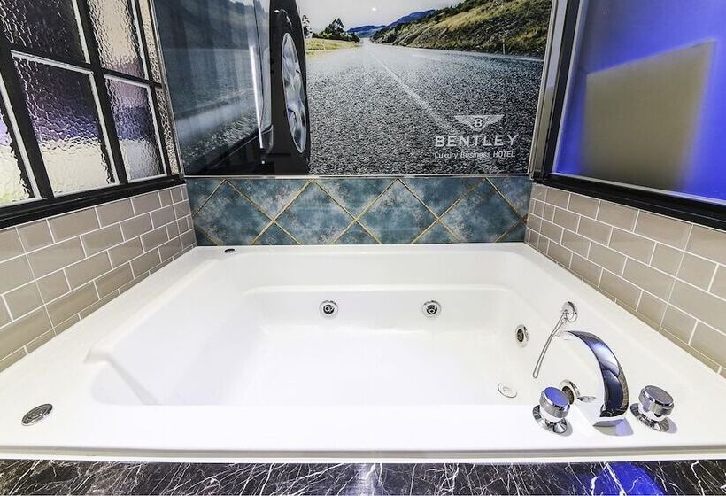 בית מלון כפרי Bentley Business