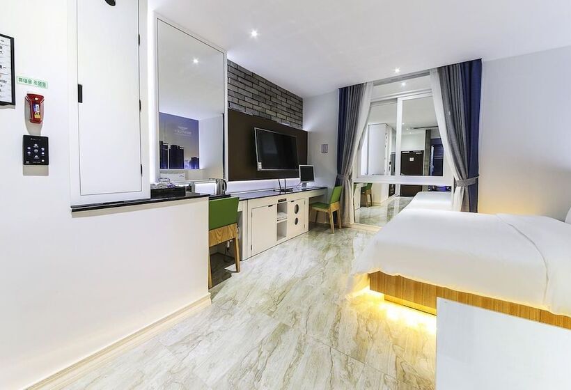 Hotel Bentley Business