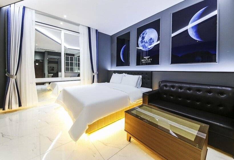 Hotel Bentley Business