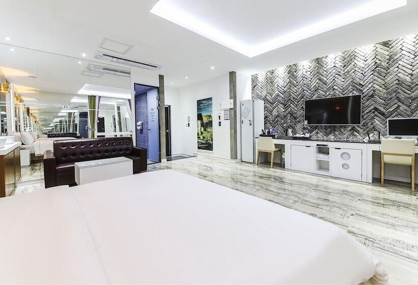 Hotel Bentley Business