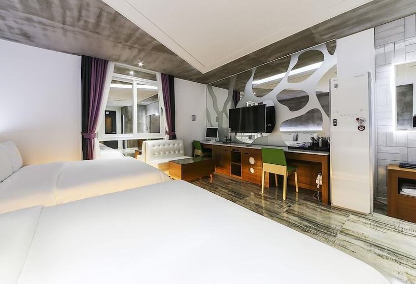 Hotel Bentley Business