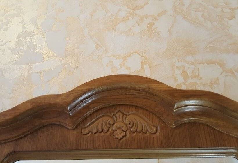 هتل Bichaikhanov Palace