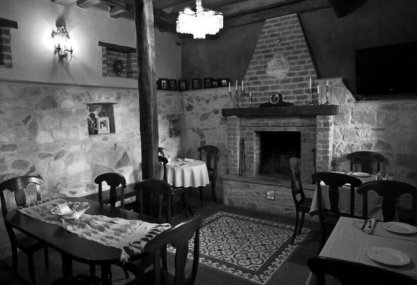 Boutique Hotel Kokkino Spiti