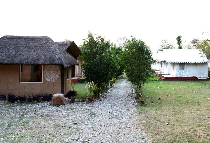 فندق Camp Pawalgarh