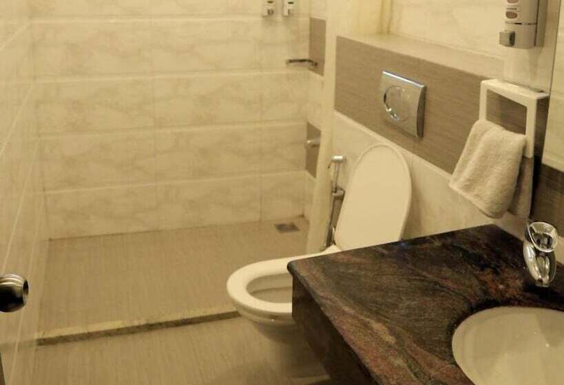 Comfort Inn Silver Arch Hotel, Mussoorie