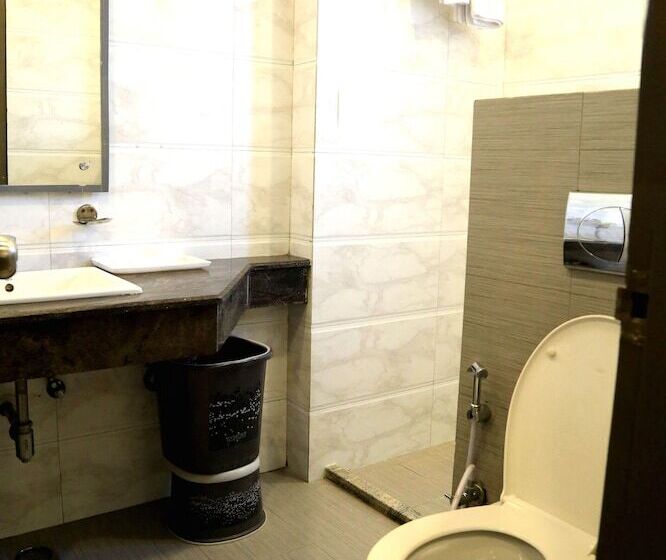 Comfort Inn Silver Arch Hotel, Mussoorie