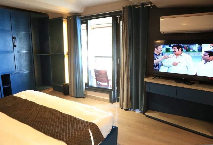 Comfort Inn Silver Arch Hotel, Mussoorie