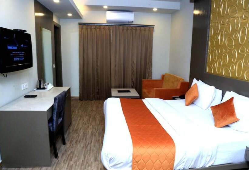 Comfort Inn Silver Arch Hotel, Mussoorie