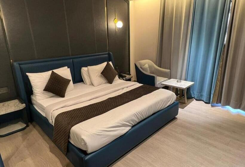 Comfort Inn Silver Arch Hotel, Mussoorie