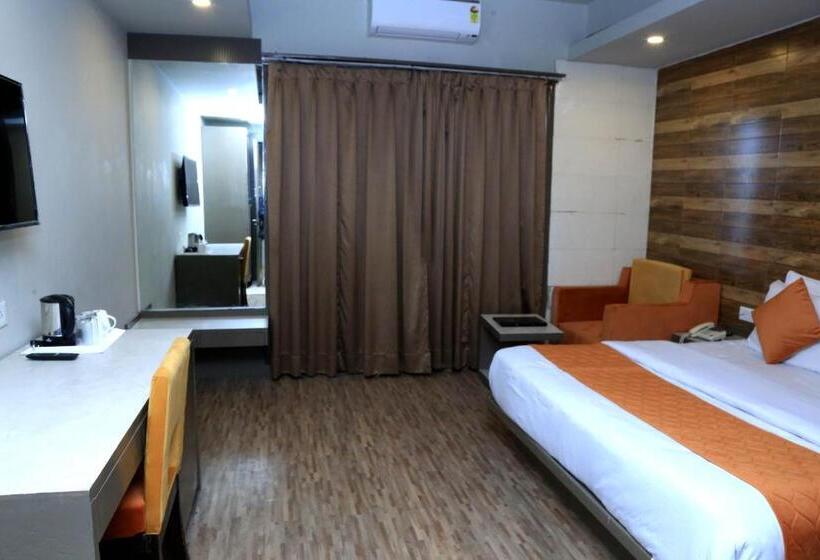 Comfort Inn Silver Arch Hotel, Mussoorie