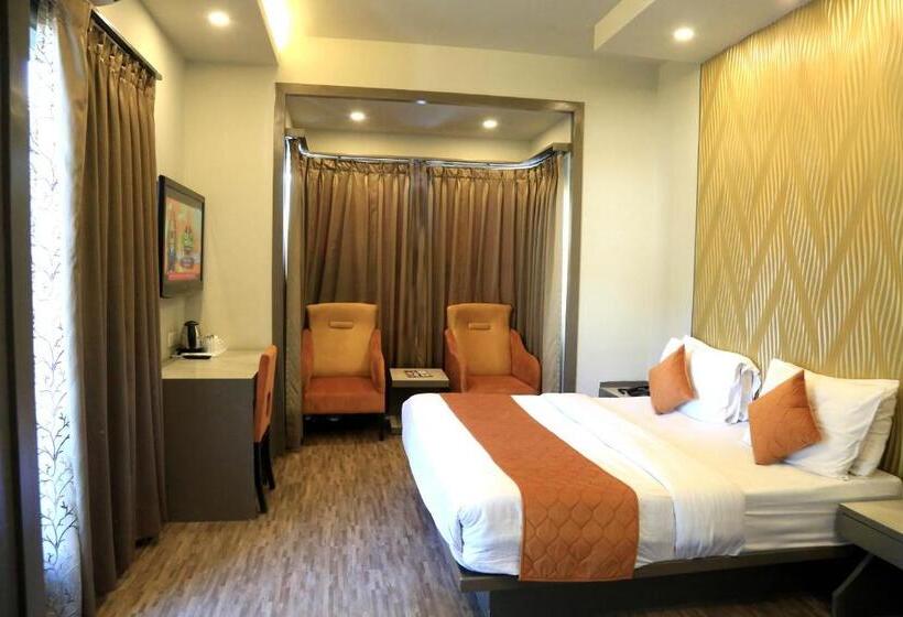 Comfort Inn Silver Arch Hotel, Mussoorie