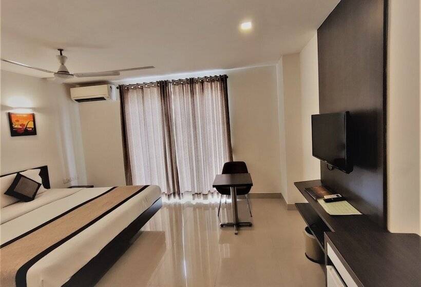 ホテル Royal Plaza Suites By Rak Rooms, Mangaluru