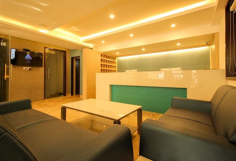 ホテル Royal Plaza Suites By Rak Rooms, Mangaluru