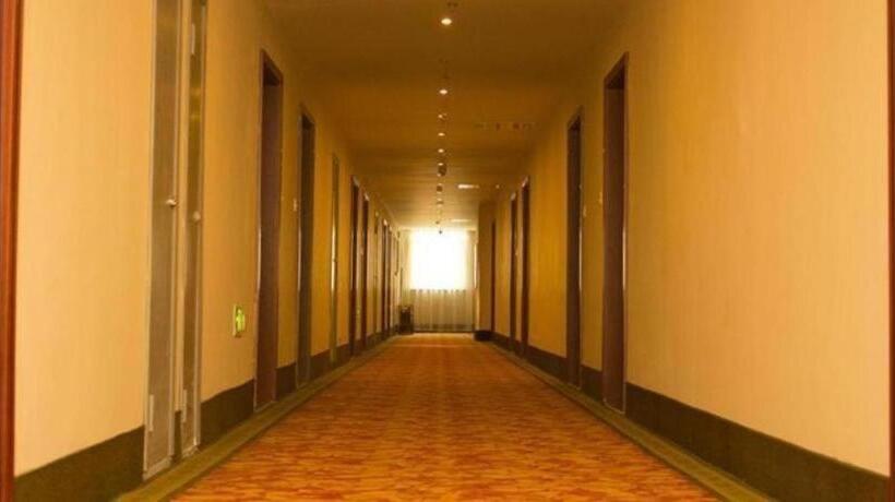 בית מלון כפרי Greentree Inn Lianyungang Guanyun Bus Station Zhenxing Garden Express