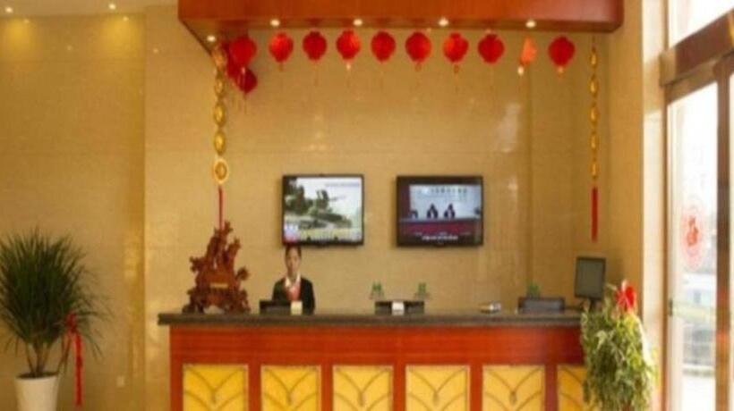 בית מלון כפרי Greentree Inn Lianyungang Guanyun Bus Station Zhenxing Garden Express