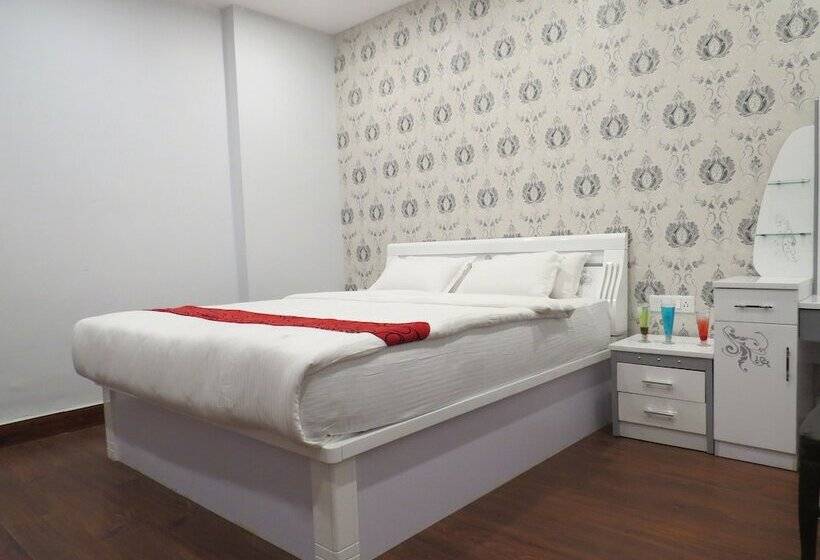 هتل Indus Regency