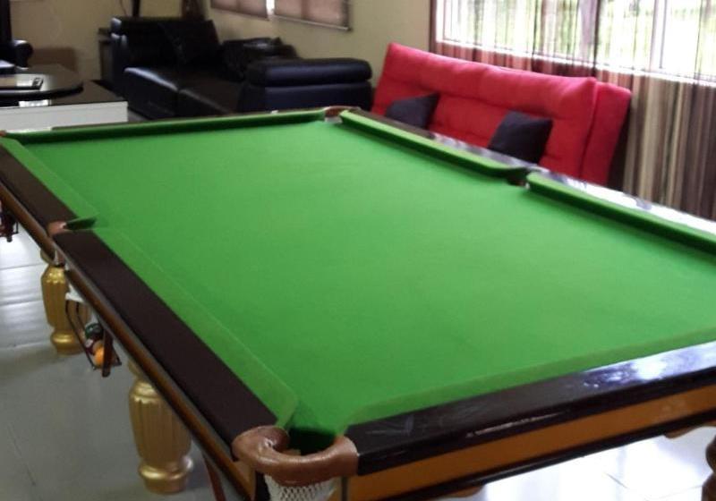 فندق Kampung Janda Baik