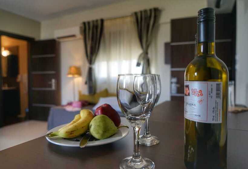 בית מלון כפרי Kokoni Beach