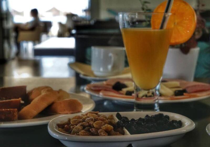 בית מלון כפרי Kokoni Beach