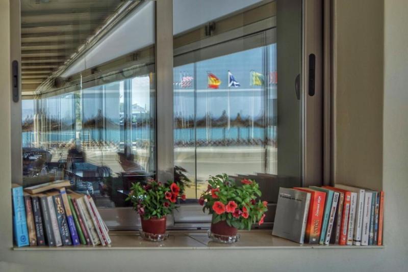 בית מלון כפרי Kokoni Beach