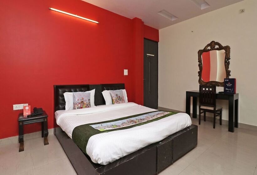 Отель Krishna 26 By Oyo Rooms