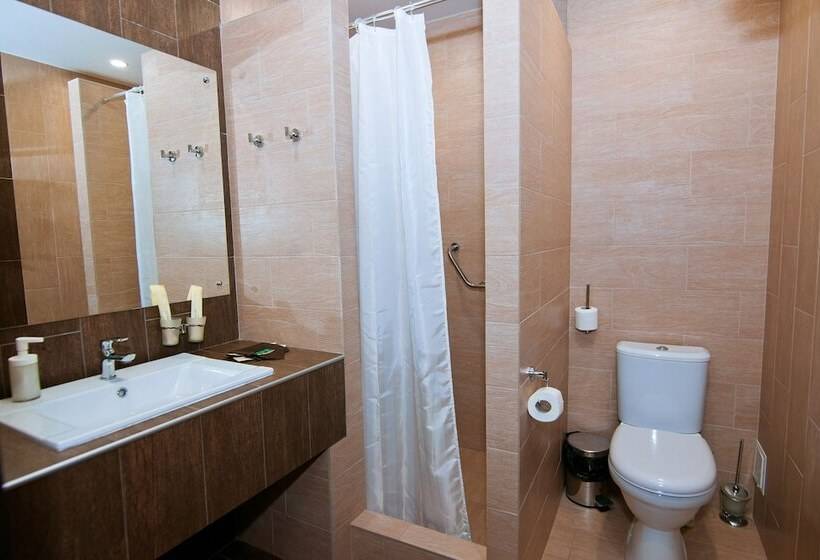 בית מלון כפרי Life