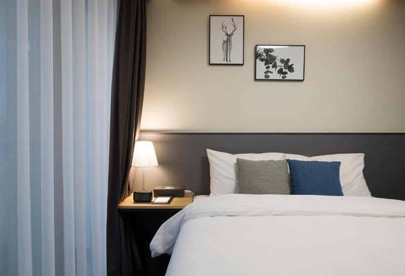 בית מלון כפרי New Songtan