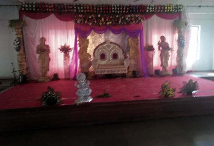 בית מלון כפרי Pancharatna Paradise