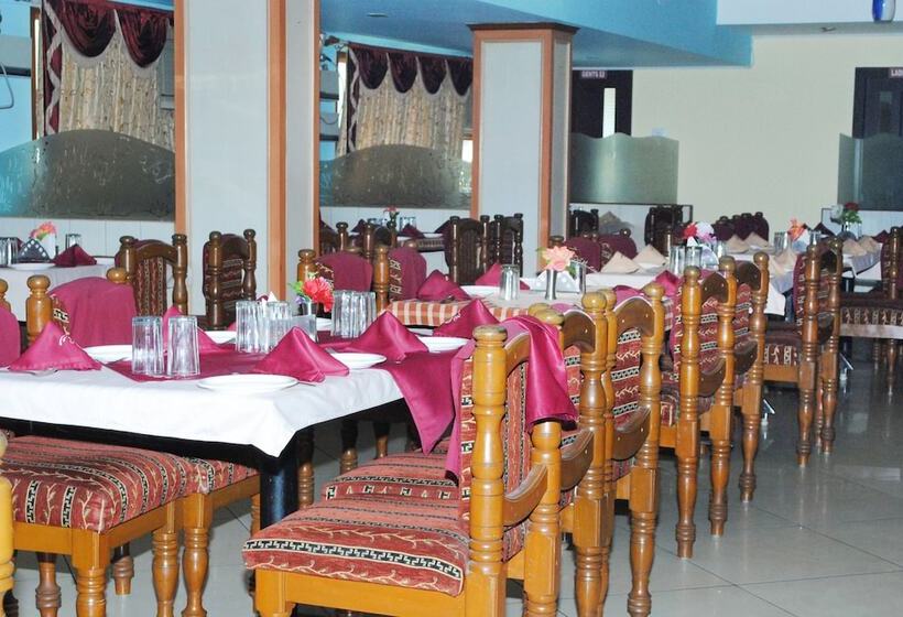 فندق Pancharatna Paradise