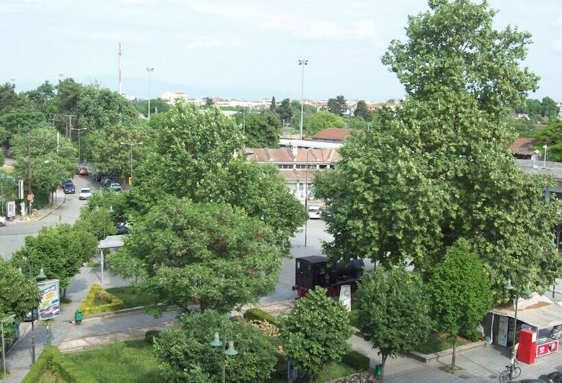 בית מלון כפרי Pantheon