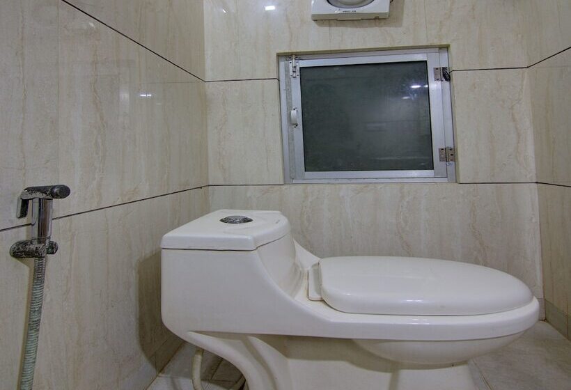 فندق Raj Residency